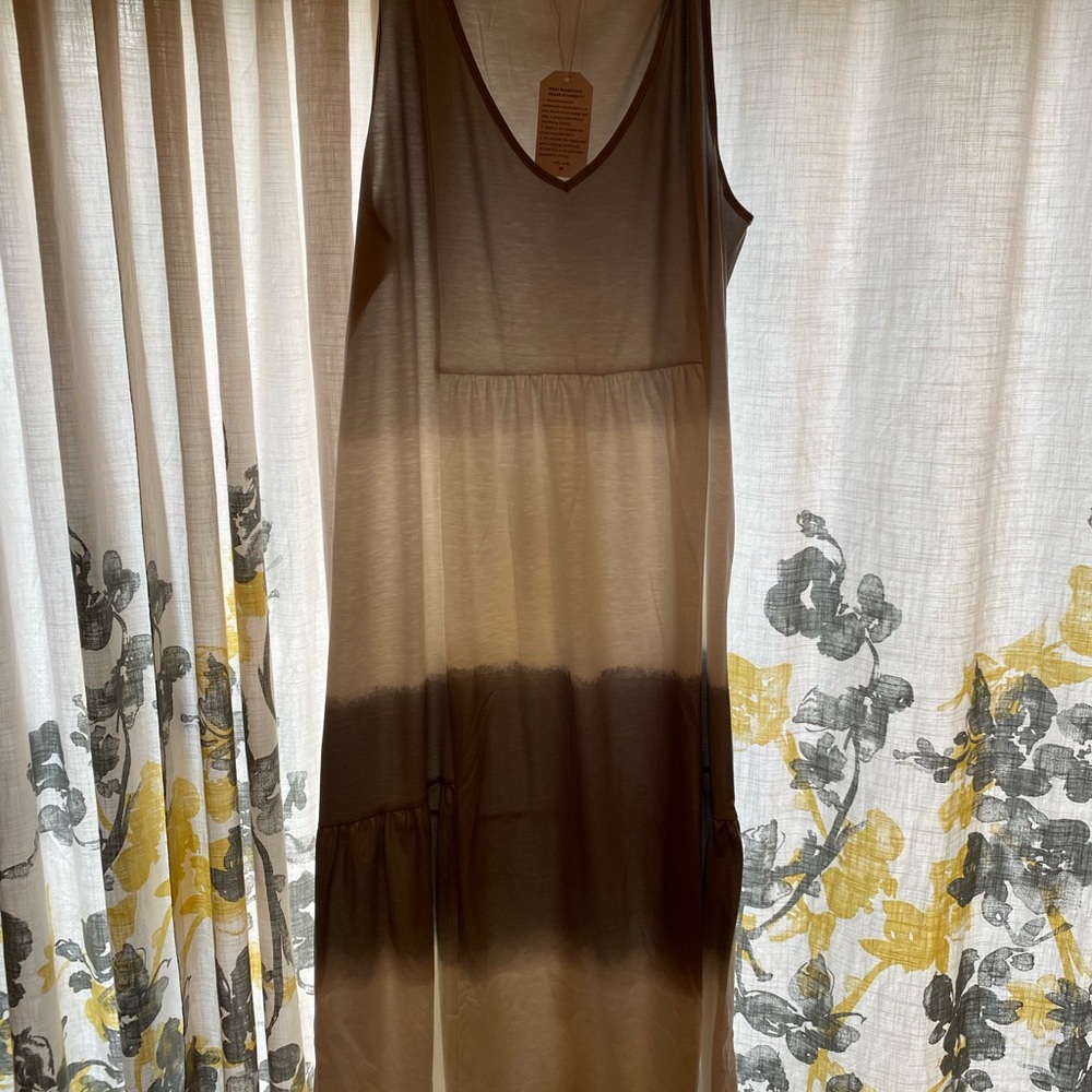 Light, summery two tone maxi dress.